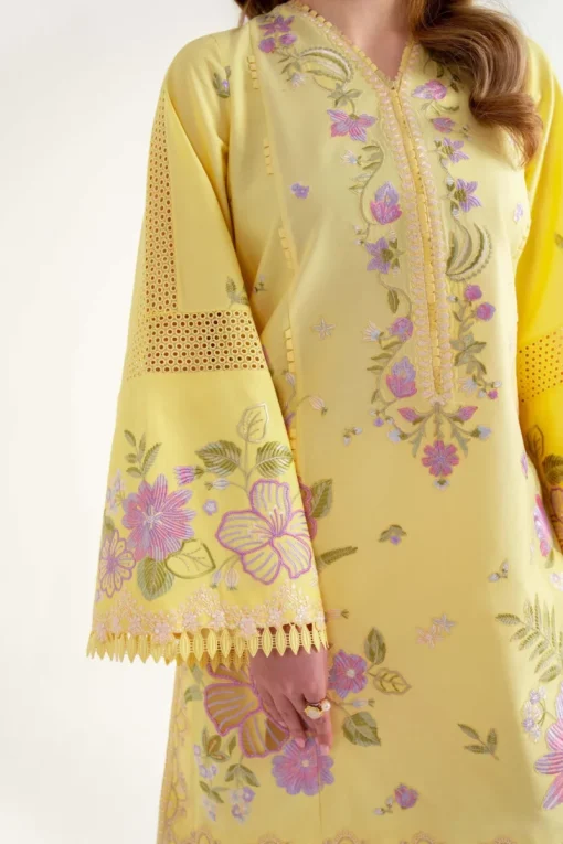 Sable Vogue Luxury Lawn 2025 | SL-01-25-V2 - Image 4