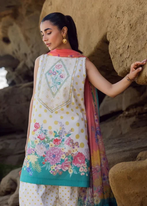 Sirra Luxury Lawn 2025 | WIG8540 - Image 4