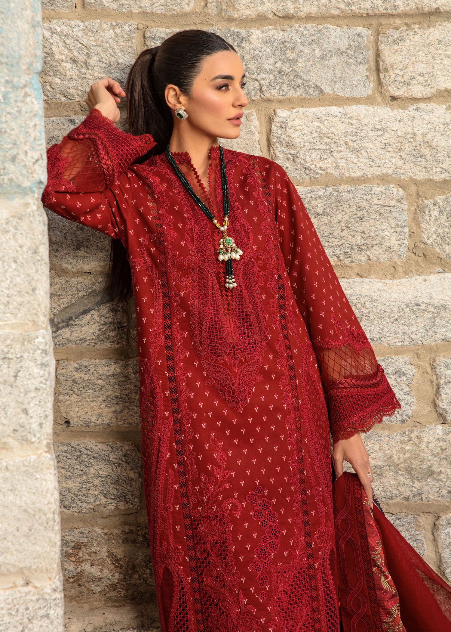 Crimson Luxury Lawn 2024 | Sarfaraz | Dancing Paisleys - Ruby - Image 5