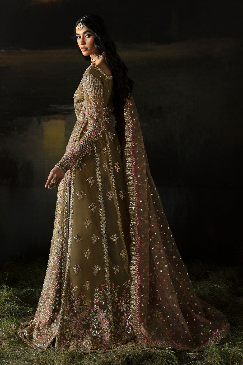 Afrozeh Hayat '24 Wedding Collection | Suhana - Image 3