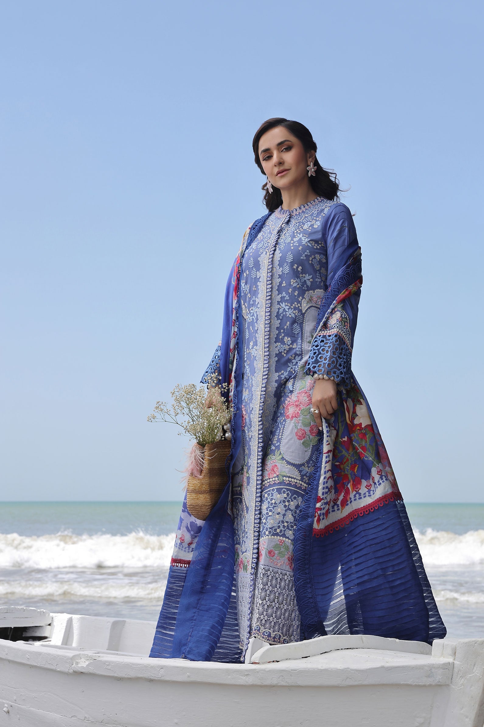 Maryam Hussain Luxury Lawn 24 | AYRA - Image 4