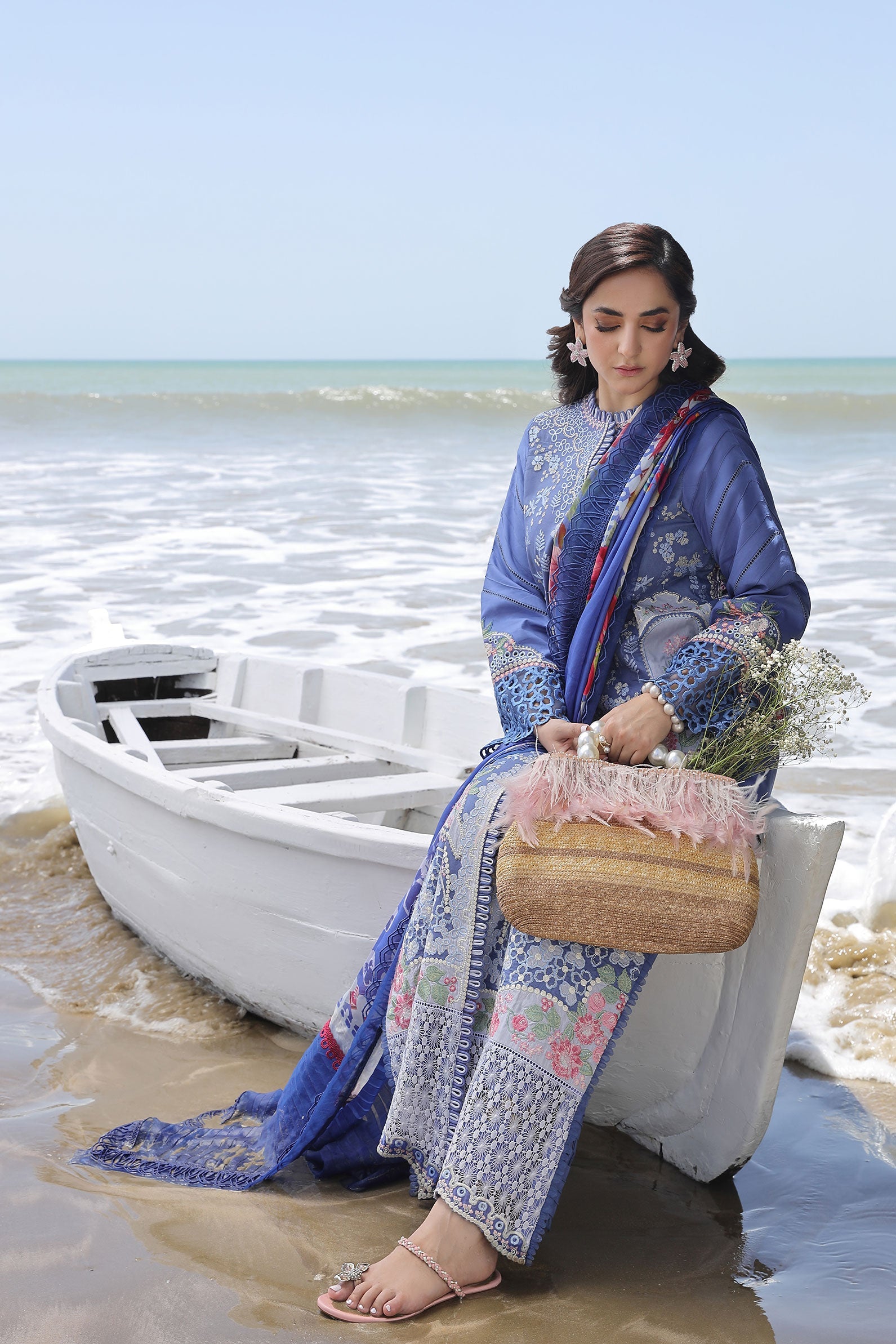 Maryam Hussain Luxury Lawn 24 | AYRA - Image 3