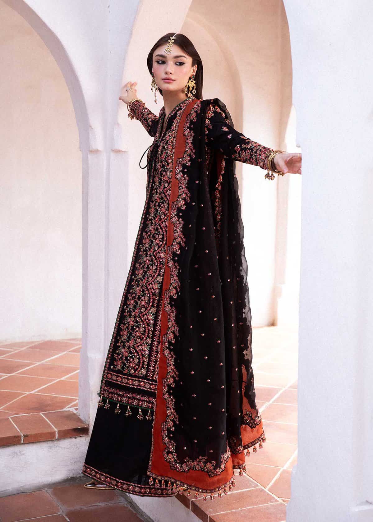 Hussain Rehar Luxury Lawn 2024 | SIFOUNA - Image 3