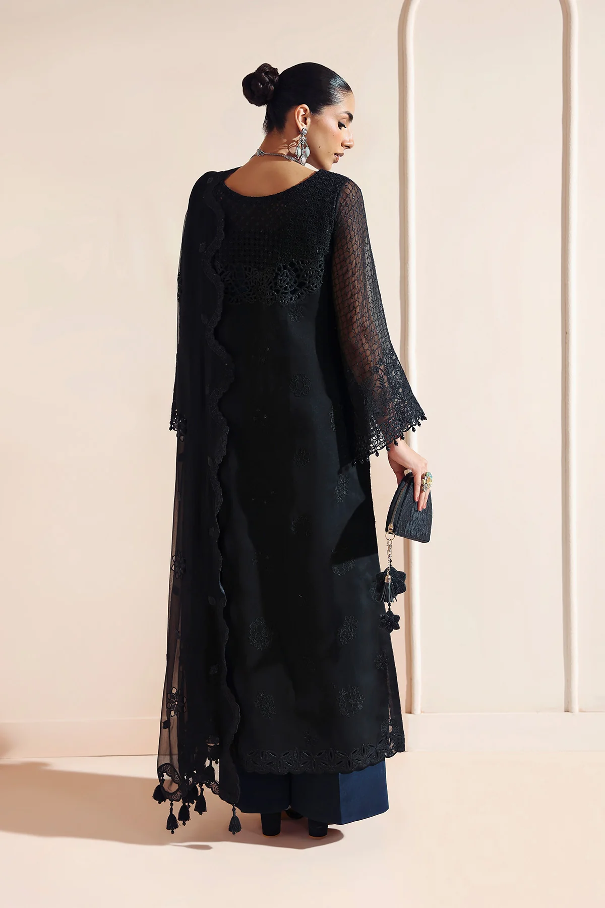 Alizeh Aymal Luxury Vol 2 -AF-BCH-2201-RIKA BLACK - Image 5