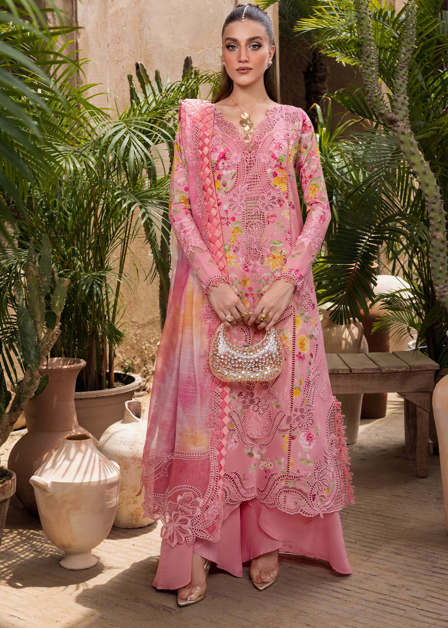 Crimson Tasawar Petals And Promises – D2A