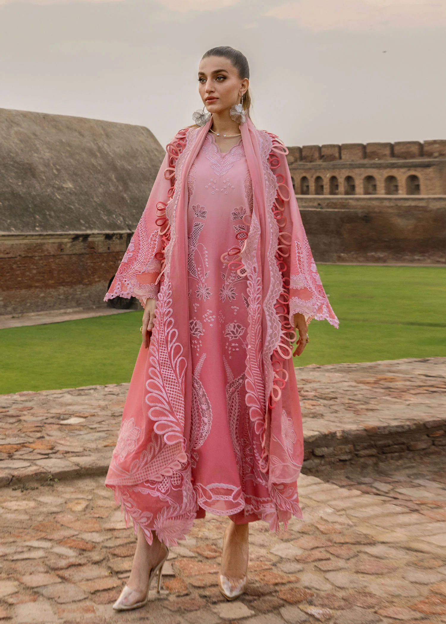 Crimson Tasawar All Things Ombre - D1B - Image 3