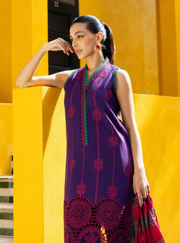 Zainab Chottani Chikankari Lawn 2025 | 1B - Image 2