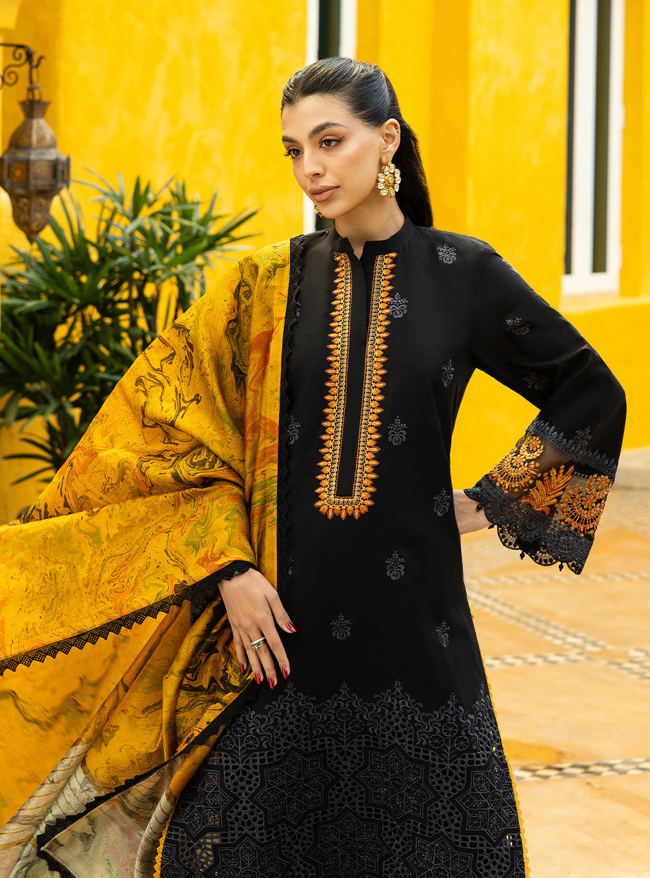 Zainab Chottani Chikankari Lawn 2025 | 5B - Image 3