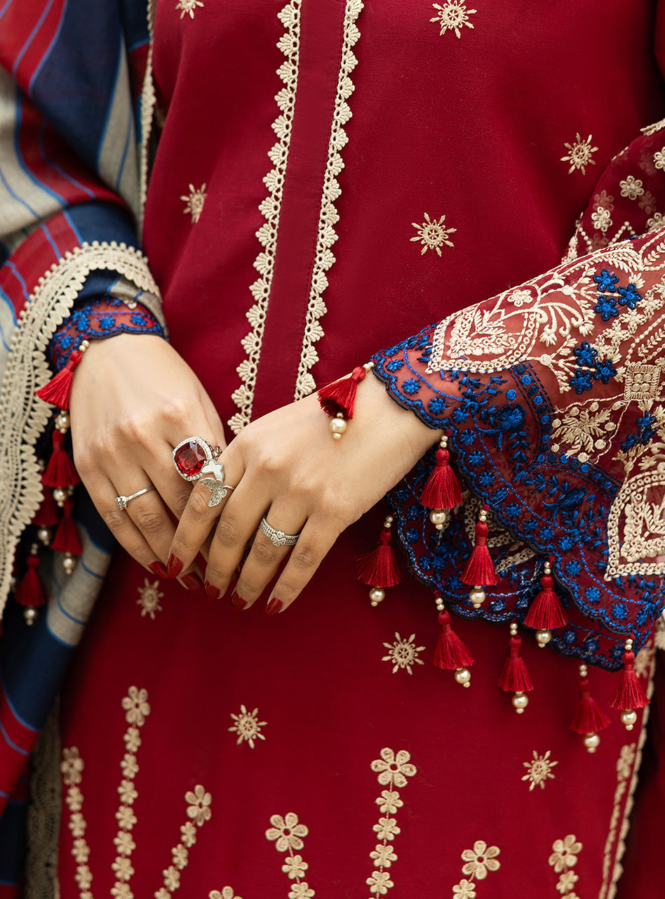Zainab Chottani Chikankari Lawn 2025 | 3A - Image 3