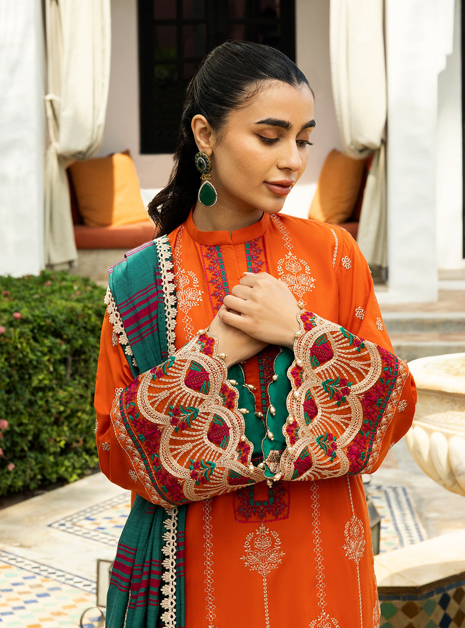 Zainab Chottani Chikankari Lawn 2025 | 1A - Image 4