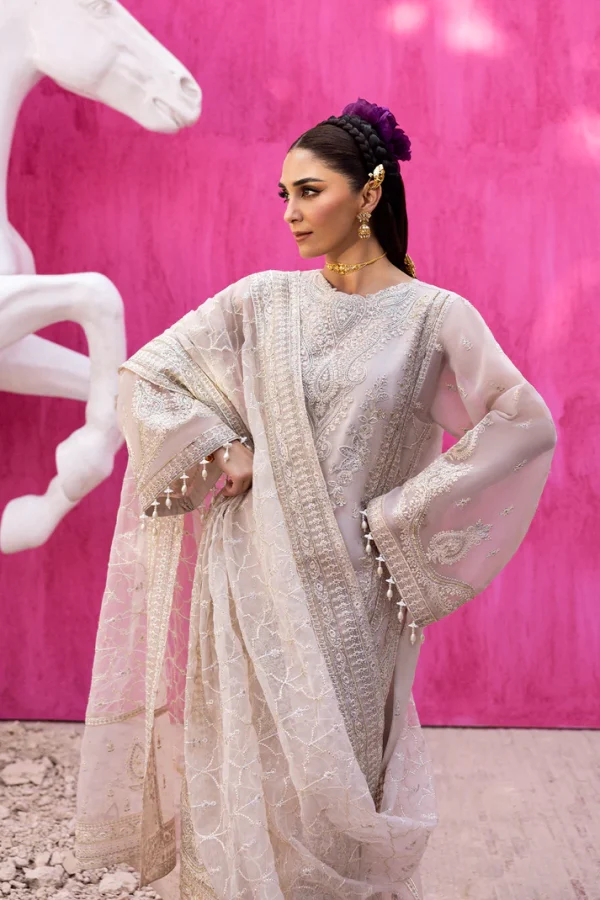 The Empress Wedding Formals By Emaan Adeel || LUMESSE - Image 2