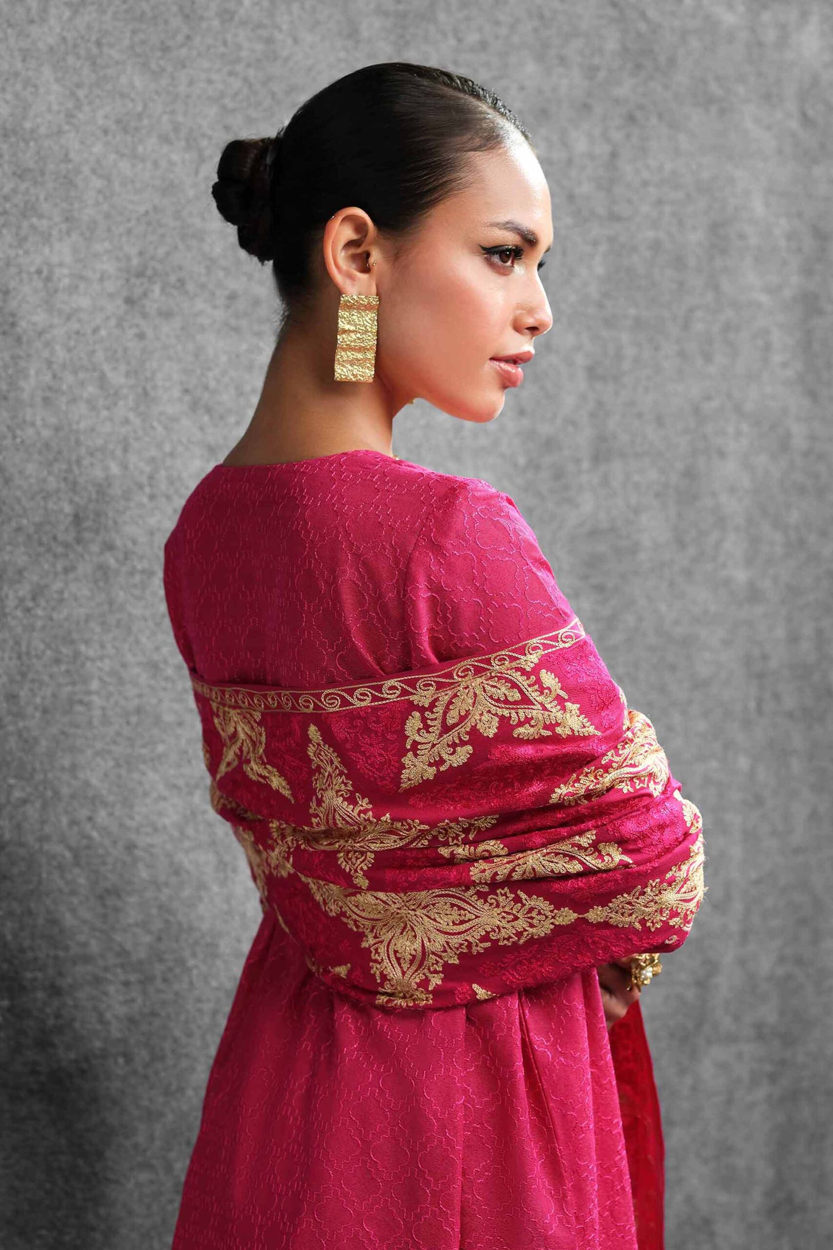 Nishat Linen Winter Collection | 42404390 - Image 2
