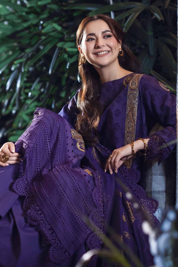 Nishat Linen Winter Collection | 42404622 - Image 2