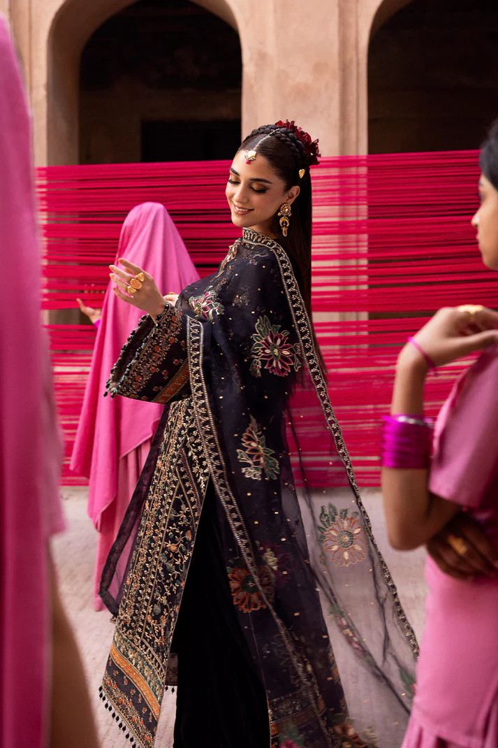 The Empress Wedding Formals By Emaan Adeel || NOCTELLE - Image 3