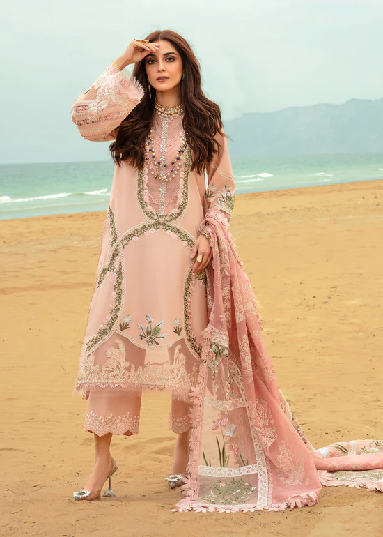Crimson Lawn by Saira Shakira 24 | 6A - Image 4