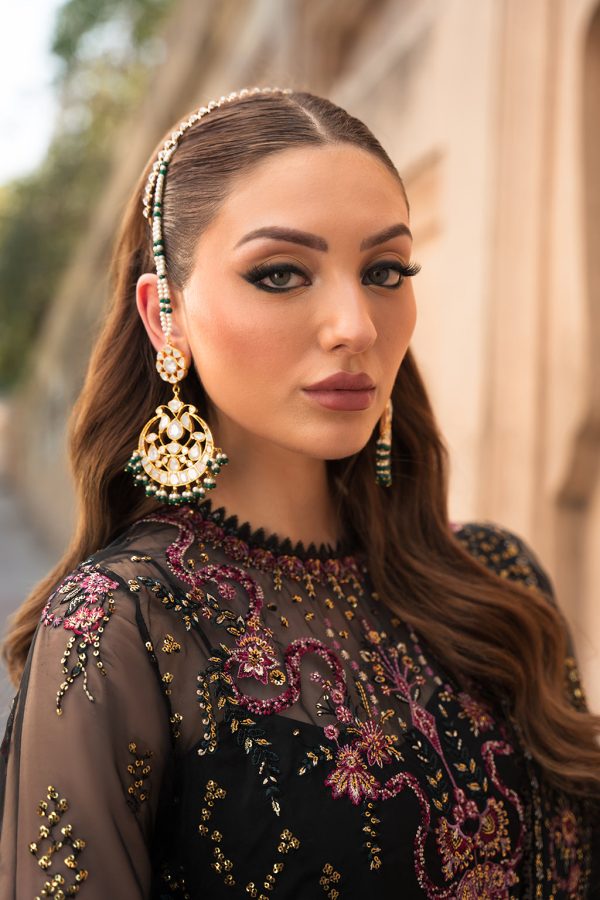 Ayzel Pehli Nazar 24 | NAZNEEN - Image 5