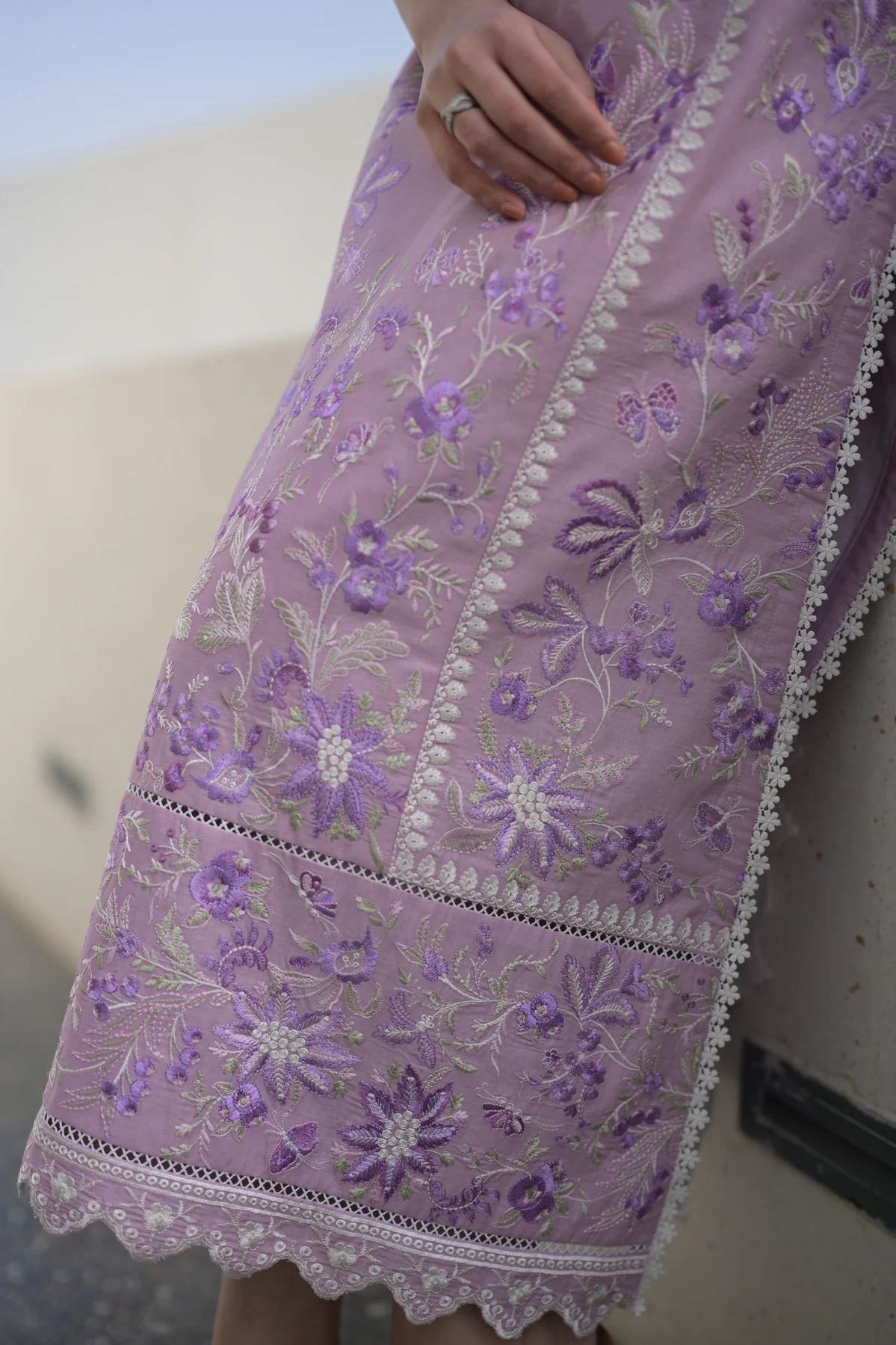 Zaib Festive Lawn   | NEL-24613 - Image 4