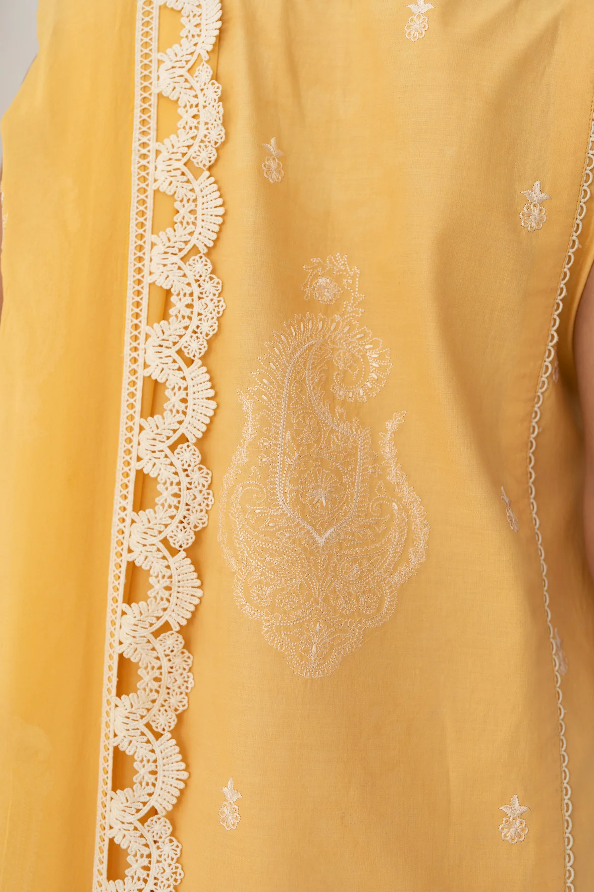 Zaib Festive Lawn   | NEL-24621 - Image 3