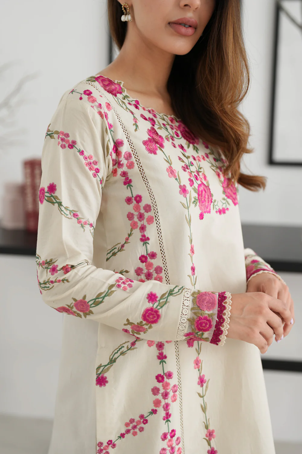 Zaib Festive Lawn   | NEL-24622 - Image 3