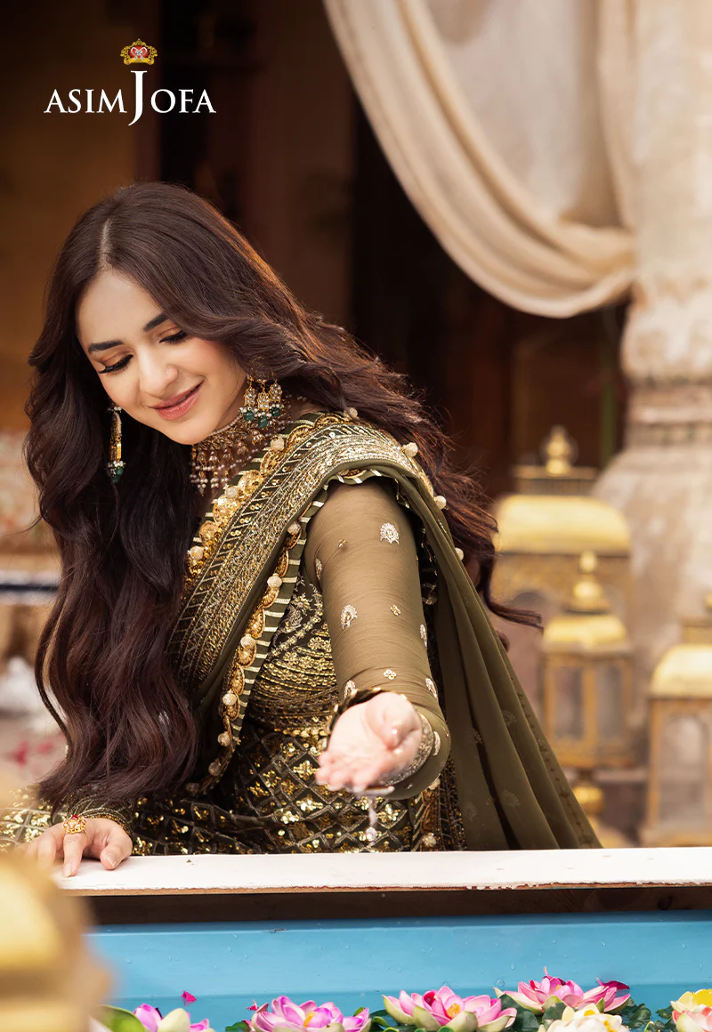 Chikankari Eid '24 by Asim Jofa | AJCE-08 - Image 4