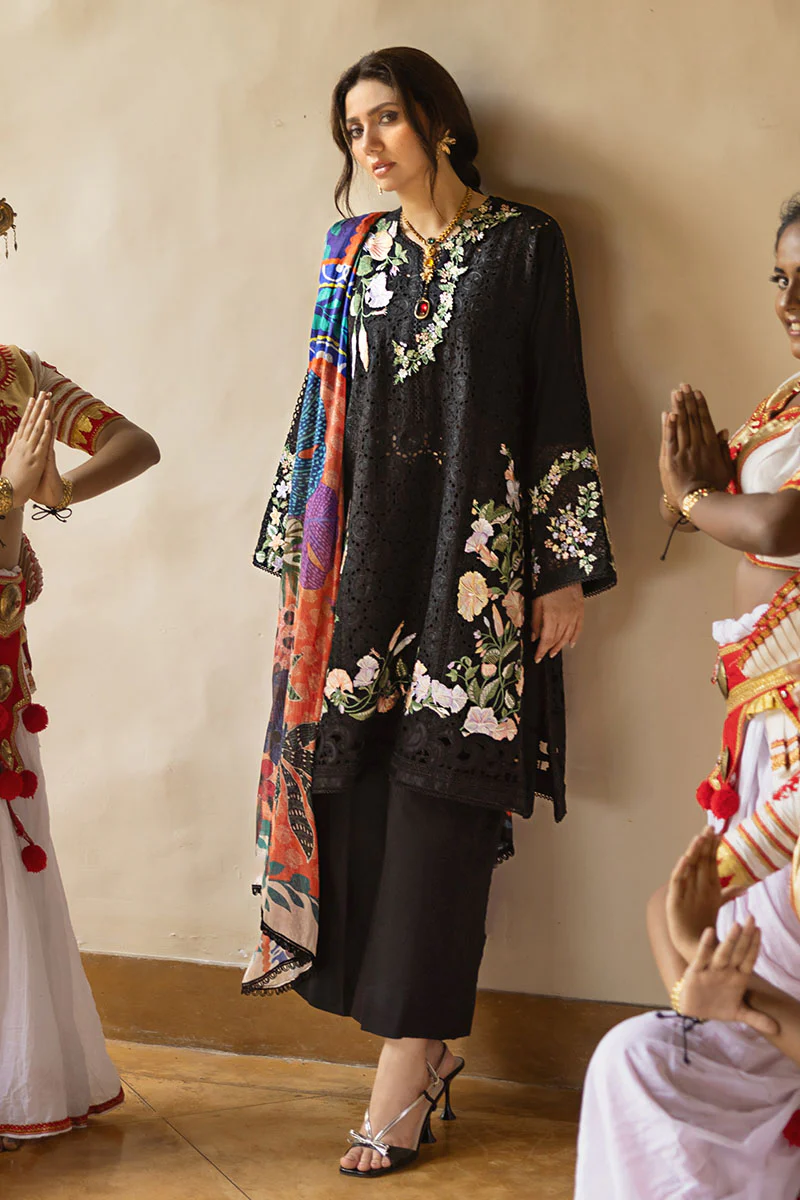 Manaram Luxury Lawn’25 by Mushq | Dazzling Glimmer - Image 3