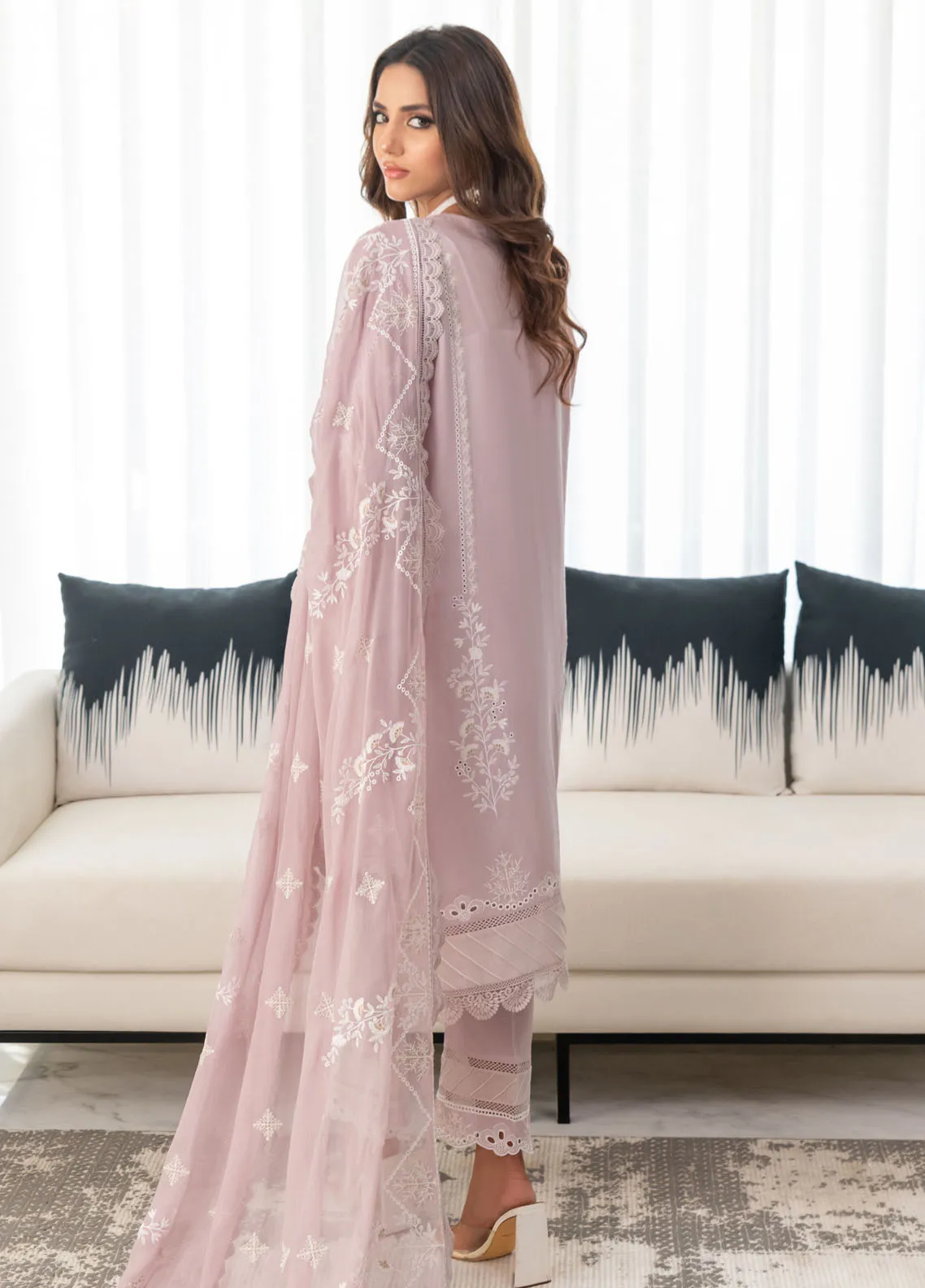 Mehro Maah By Addee Embroidered Lawn 2024 | AD24M USA-1062 - Image 2