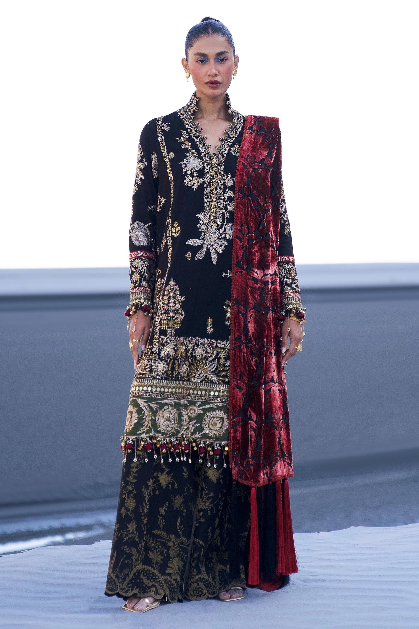Sana Safinaz Winter Shawl   | S241-001A