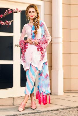 Zara Hayaat Luxury Lawn  - ROSE BERRY OOS-01